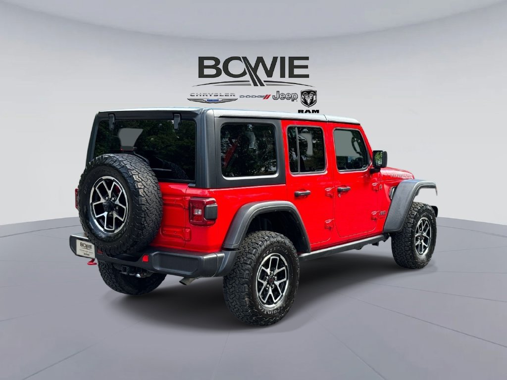 Used 2024 Jeep Wrangler Unlimited Rubicon AWD/4WD image 2