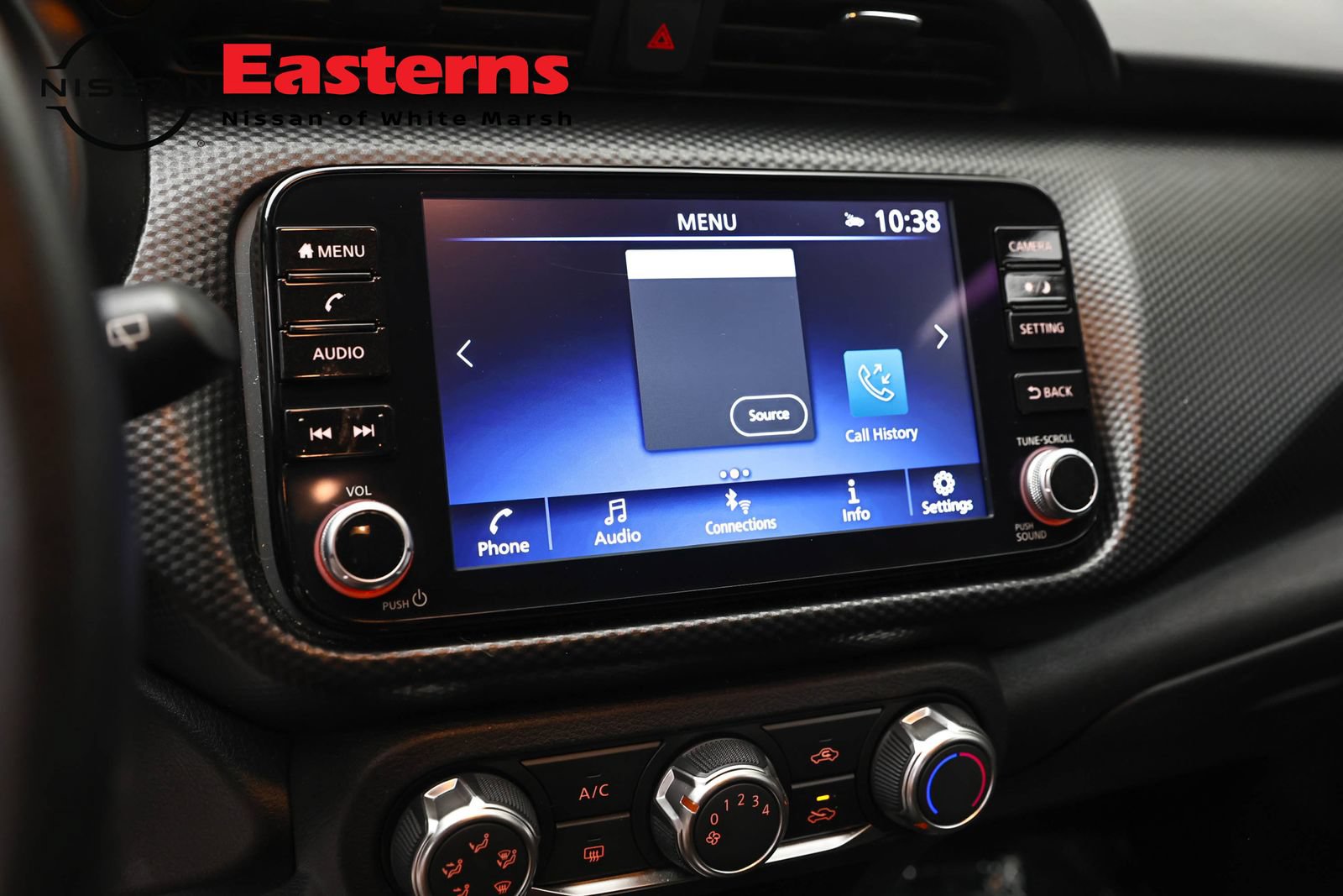 Used 2024 Nissan Kicks SV FWD image 18