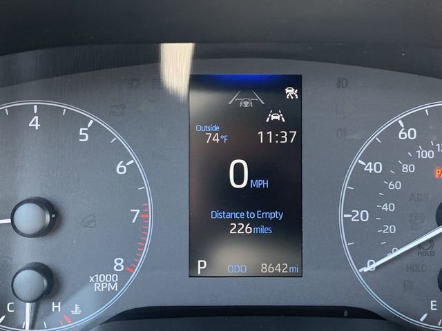 Used 2025 Toyota Corolla LE FWD image 20