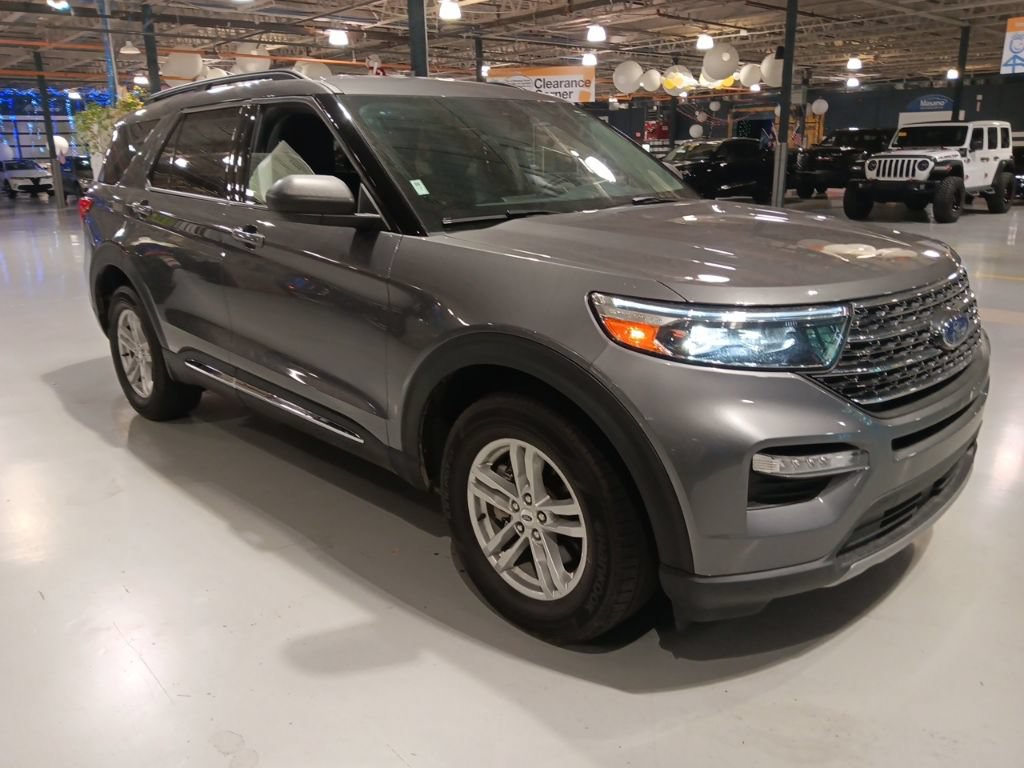 Used 2023 Ford Explorer XLT w/ Equipment Group 202A AWD/4WD video 1