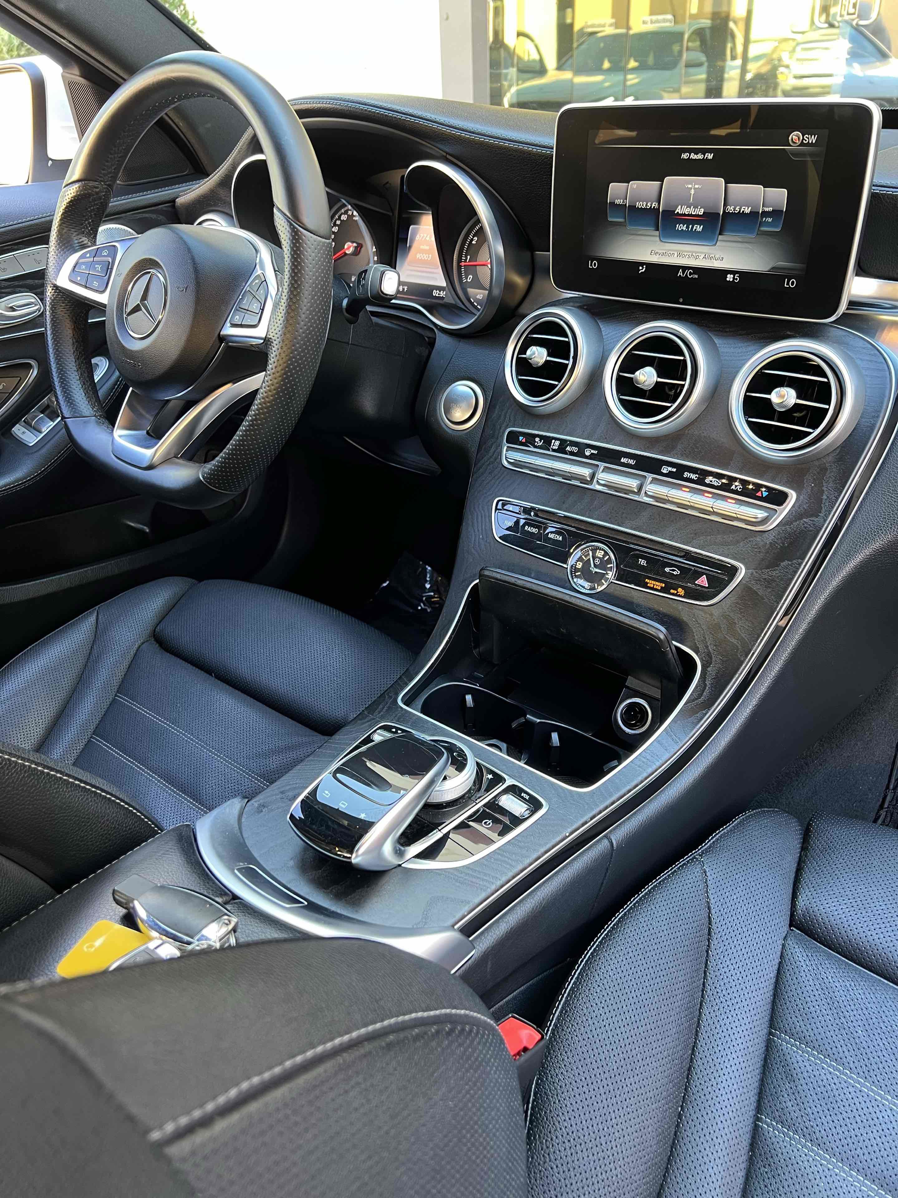 Used 2015 Mercedes-Benz C 300 Sport image 13