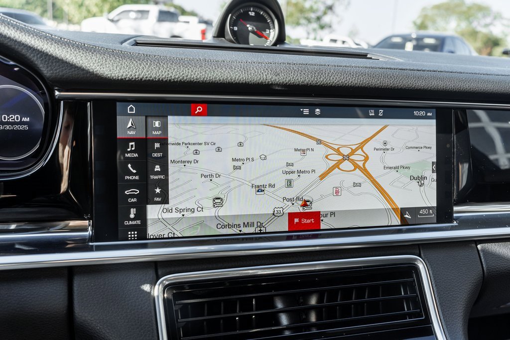 Used 2018 Porsche Panamera 4 image 8