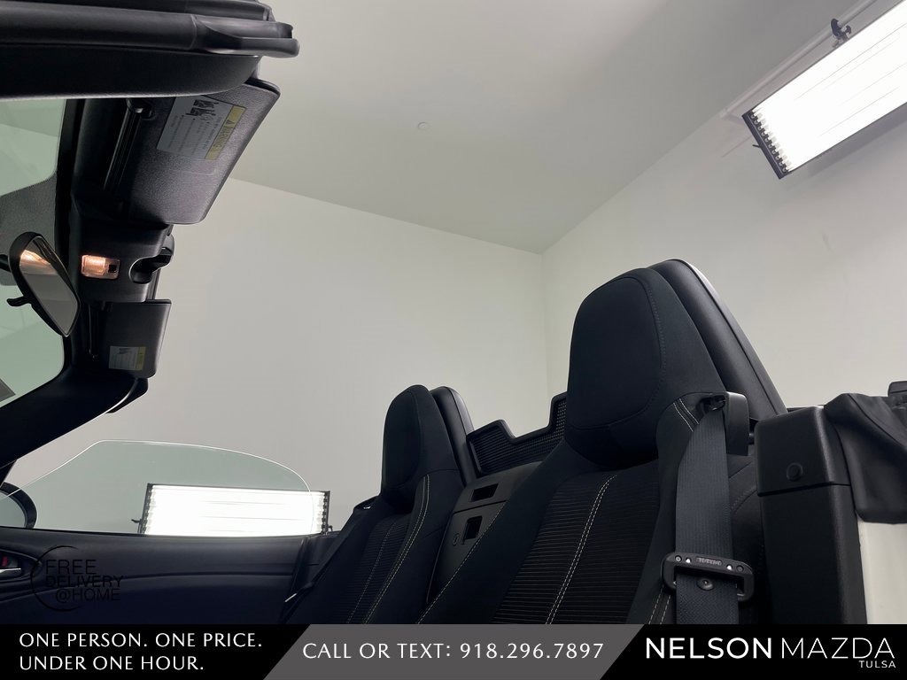 Used 2020 FIAT 124 Spider Classica w/ Technology Group image 31