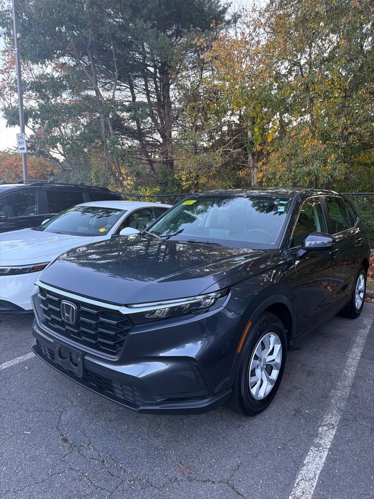 Used 2024 Honda CR-V LX image 3