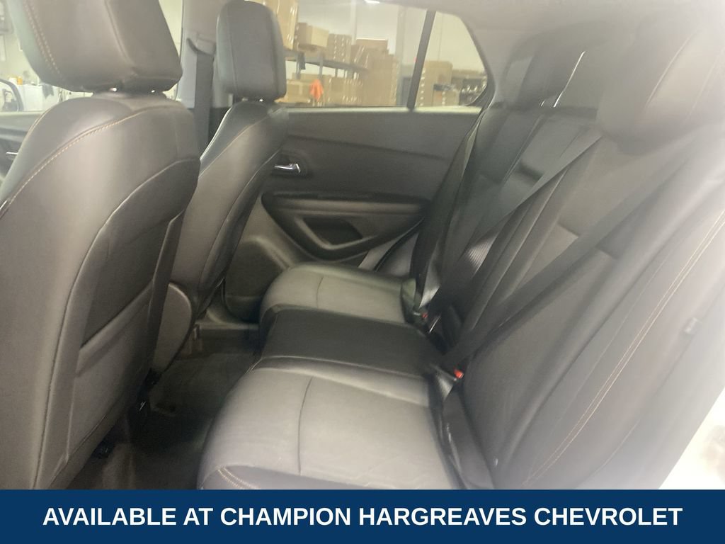 Used 2020 Chevrolet Trax LT w/ LT Convenience Package FWD image 33