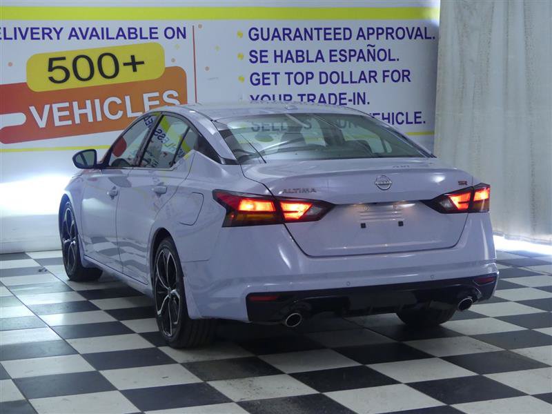 Used 2024 Nissan Altima 2.5 SR FWD image 4