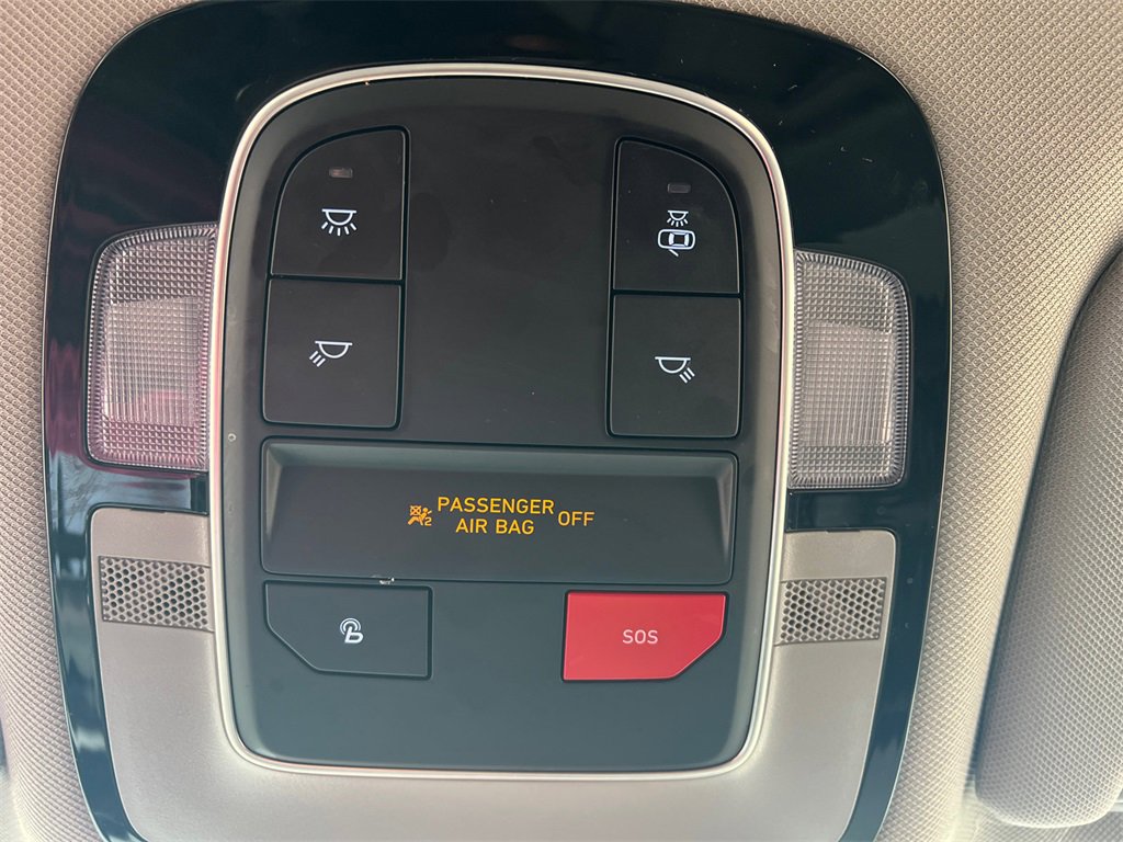 Used 2023 Hyundai Santa Fe SEL image 24