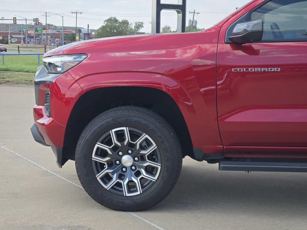 Used 2023 Chevrolet Colorado LT w/ LT Convenience Package III AWD/4WD image 26