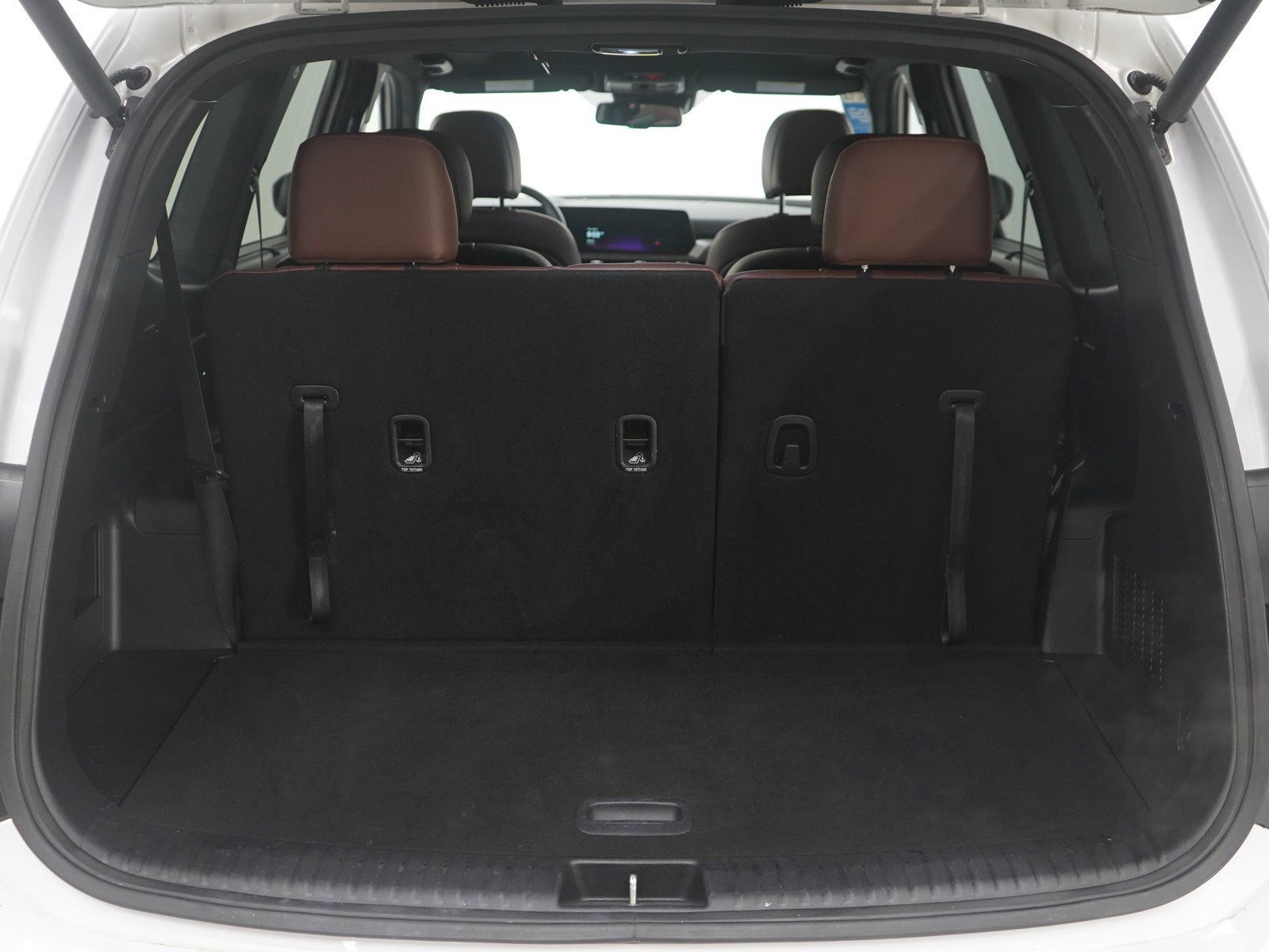 Used 2024 Kia Telluride EX w/ EX Captain's Chair Package image 20