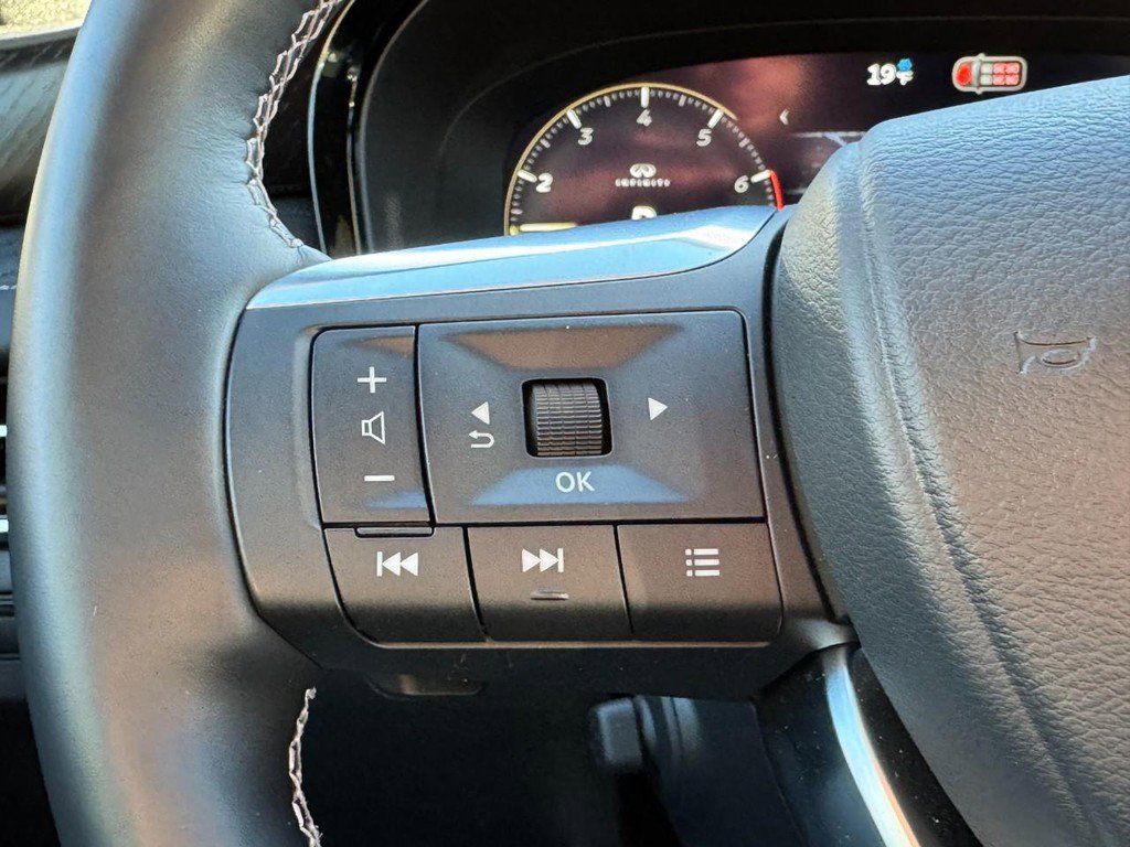 Used 2026 INFINITI QX60 Autograph w/ Dark Cargo Package image 16