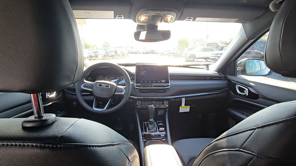 New 2026 Jeep Compass Latitude w/ Quick Order Package 29K AWD/4WD image 22