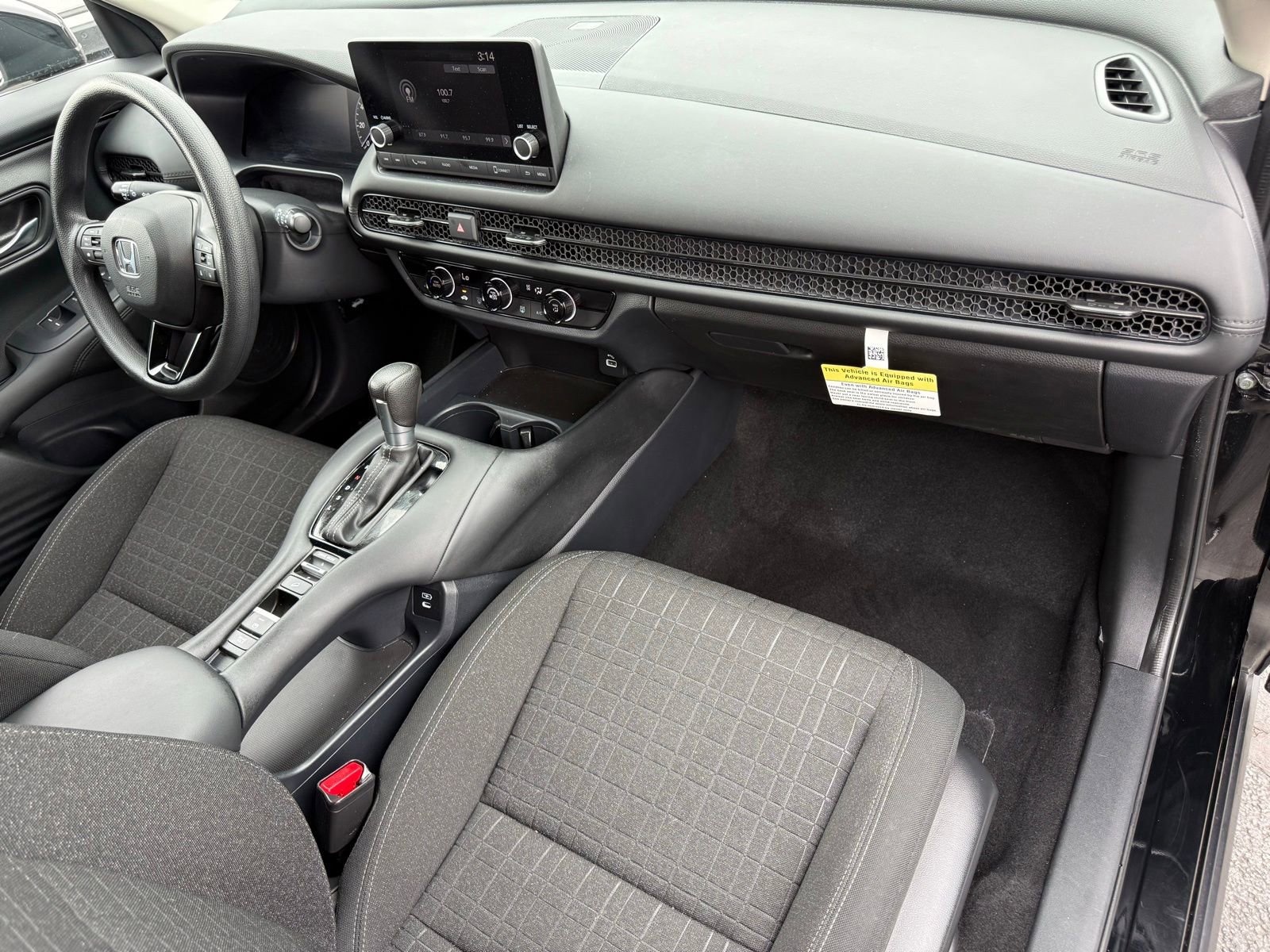 Used 2024 Honda HR-V LX image 16