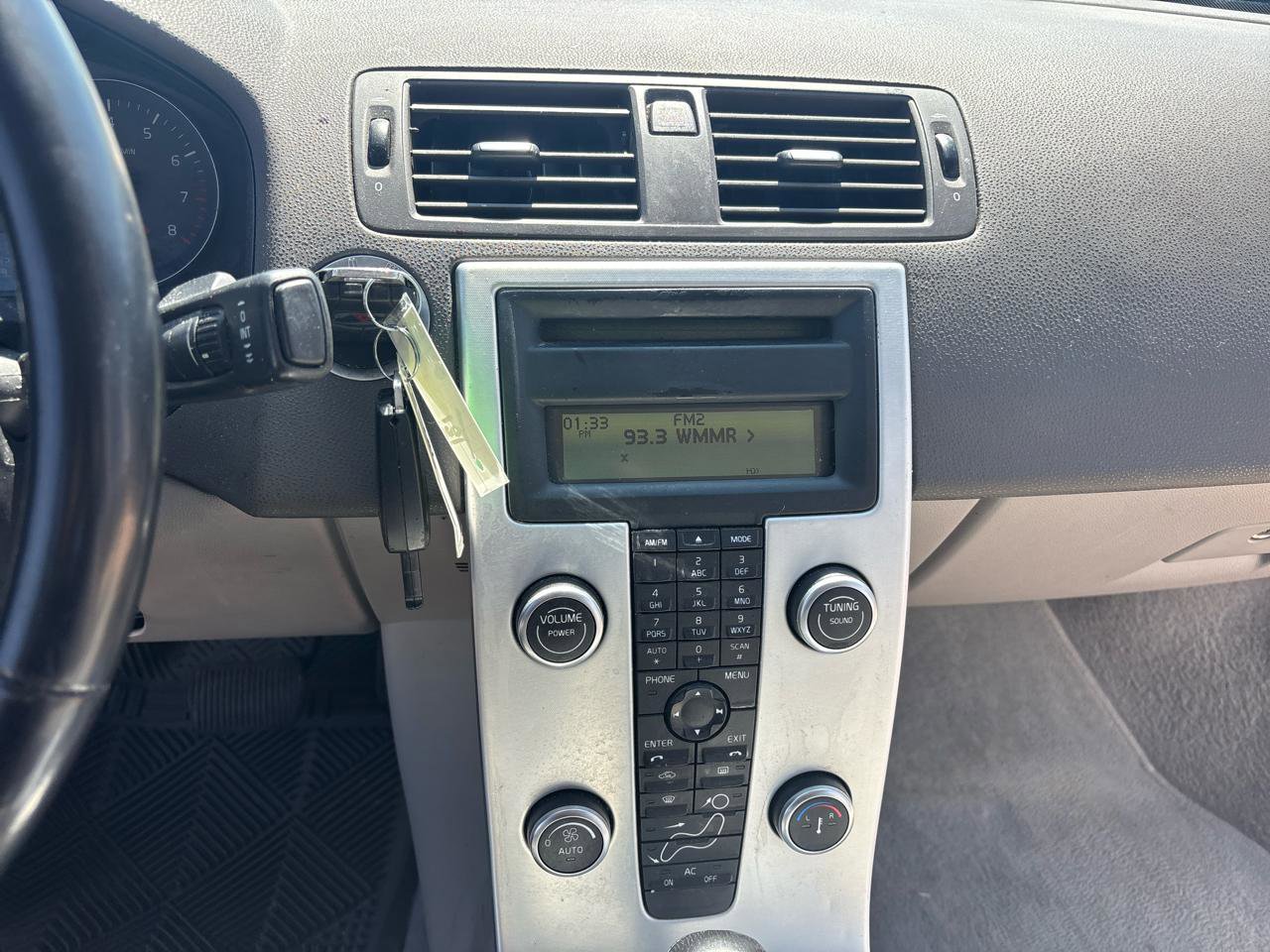 Used 2010 Volvo S40 2.4i image 15