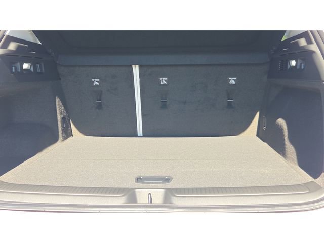 New 2026 Buick Envision Avenir image 16