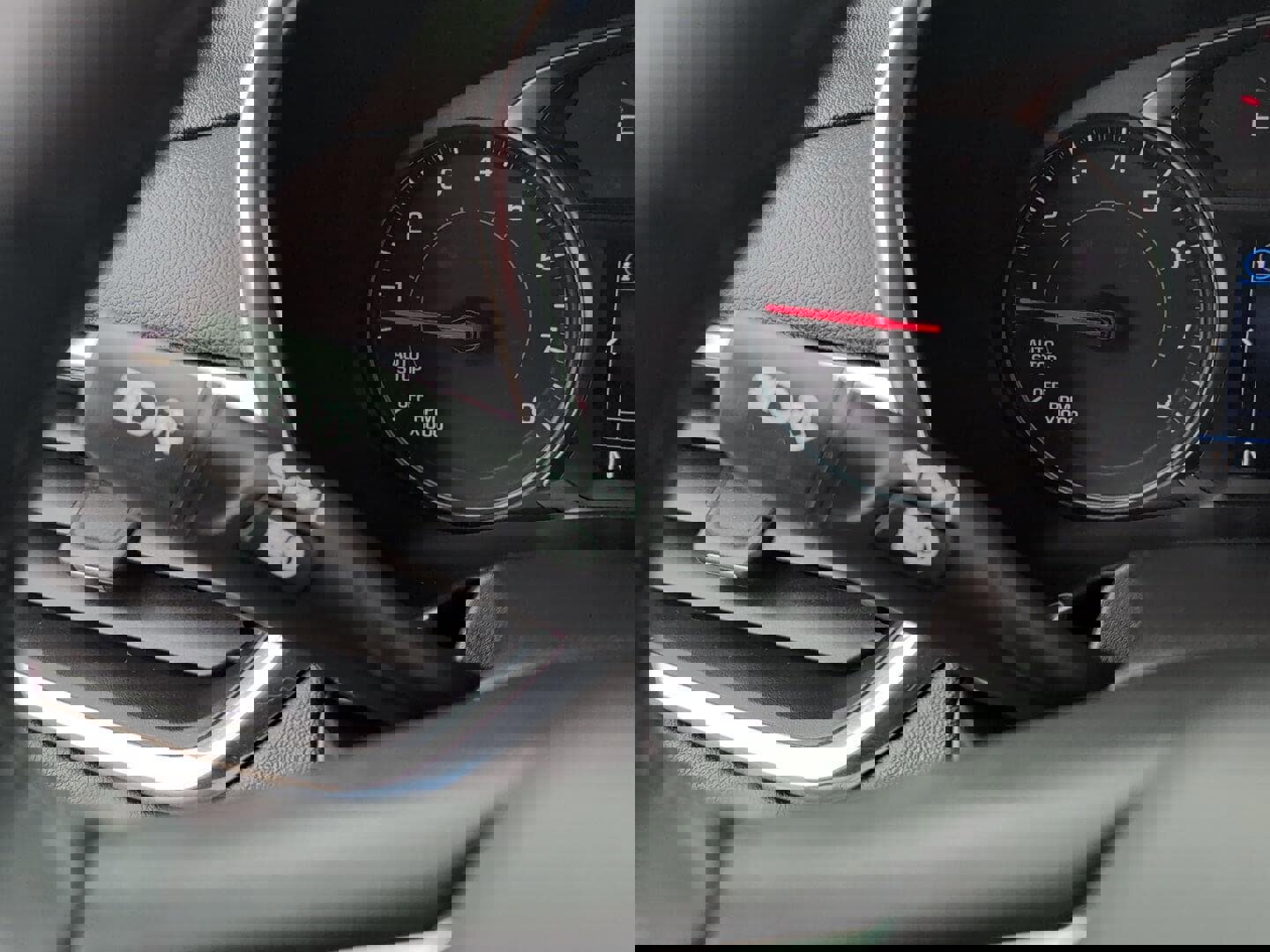 Used 2023 Chevrolet Equinox LT image 28