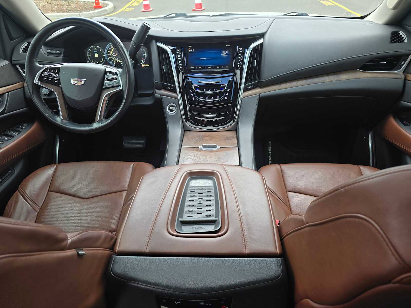 Used 2015 Cadillac Escalade Premium AWD/4WD image 19