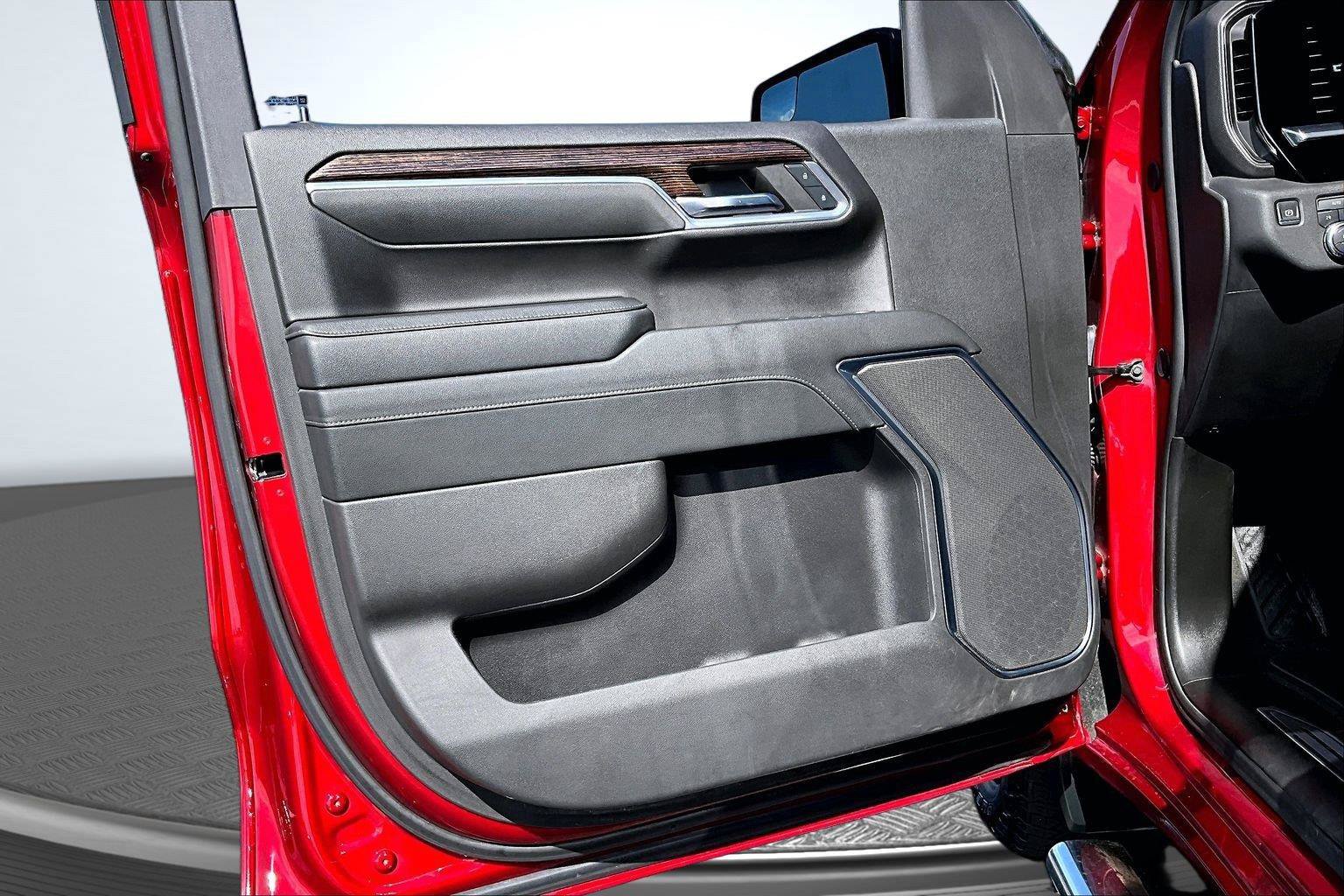 Used 2024 GMC Sierra 1500 Elevation AWD/4WD image 24