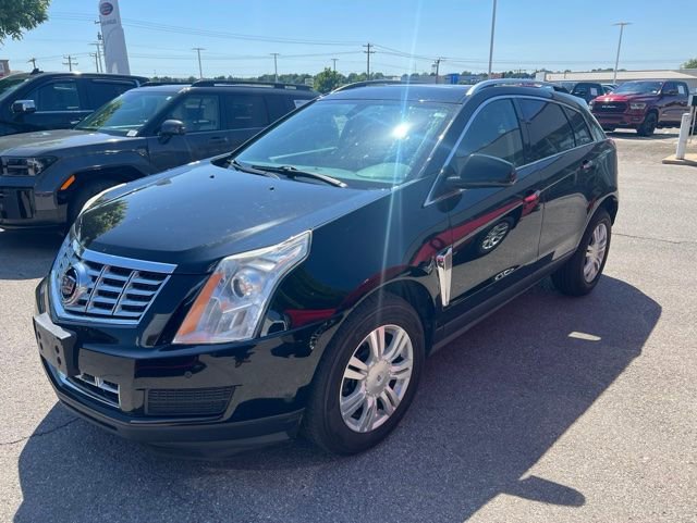 Used 2016 Cadillac SRX Luxury FWD image 1
