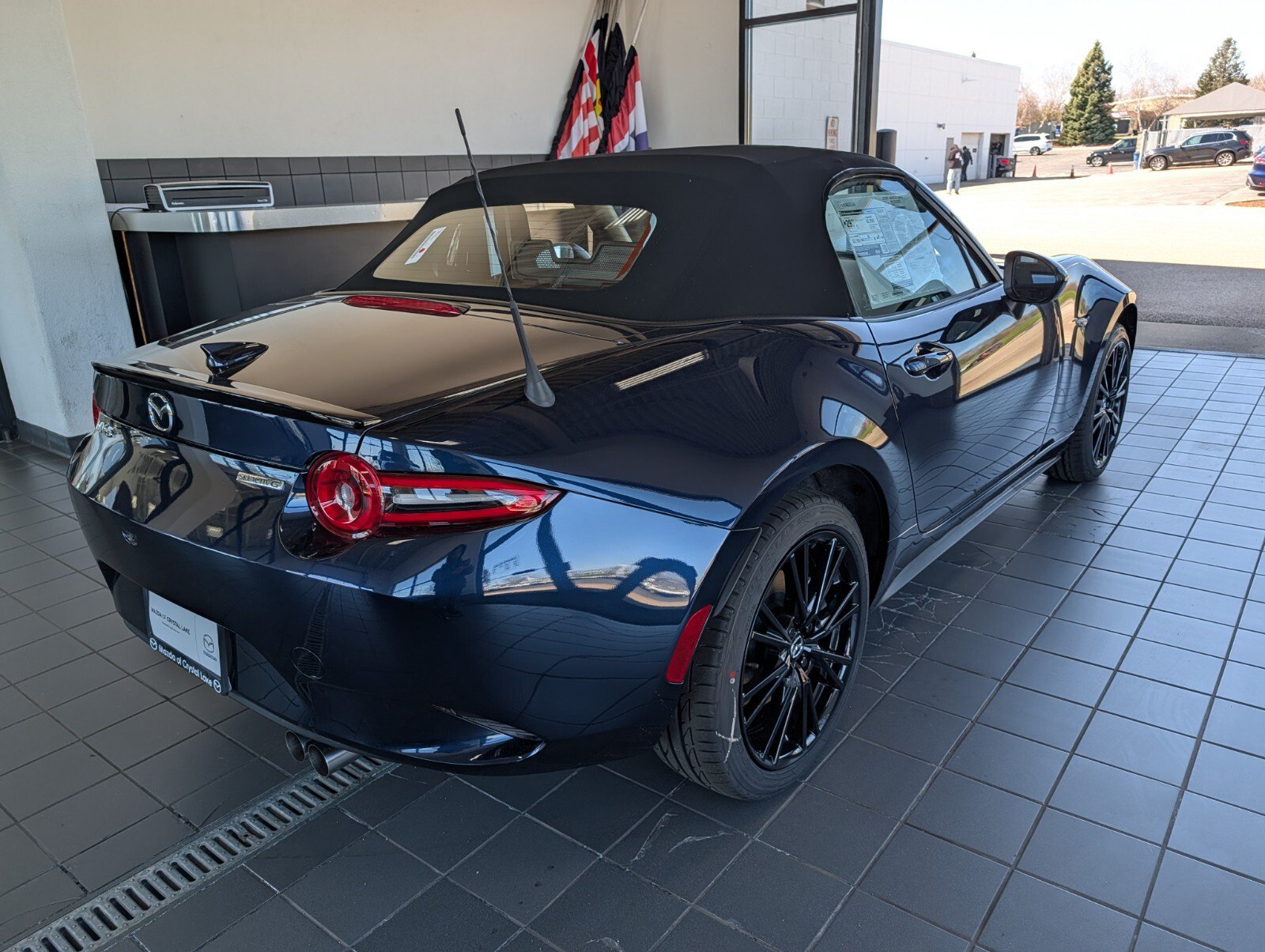 New 2026 MAZDA MX-5 Miata Club w/ Interior Package RWD image 2