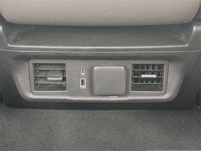 Used 2022 GMC Sierra 1500 Elevation image 16