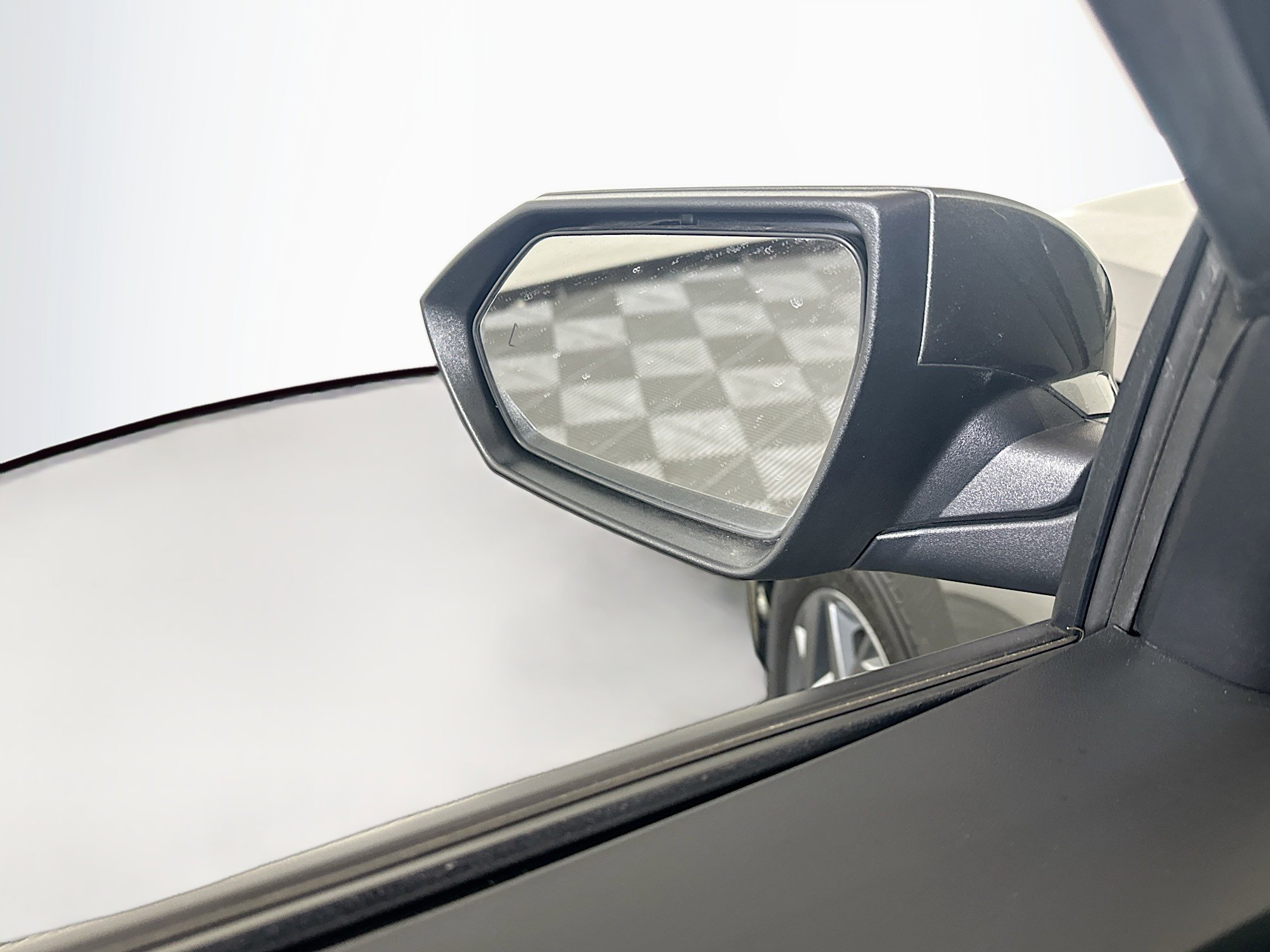 Used 2024 Hyundai Elantra Blue image 16