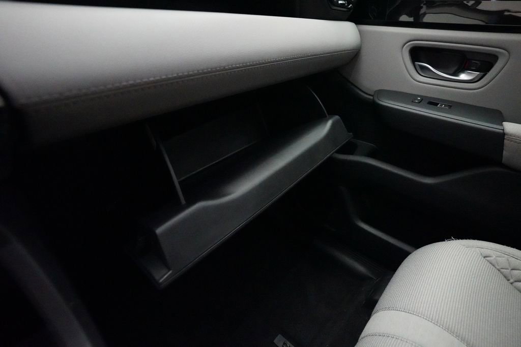 Certified 2023 Honda Pilot LX image 30