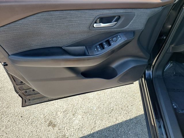 Used 2023 Nissan Rogue SV AWD/4WD image 20