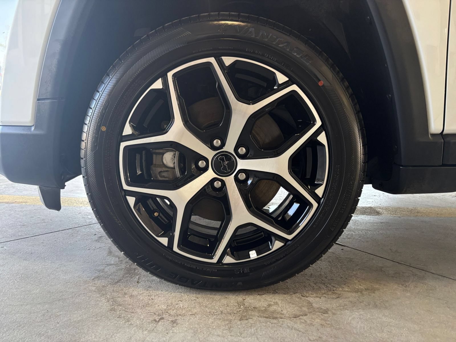 Used 2025 Jeep Compass Limited AWD/4WD image 31