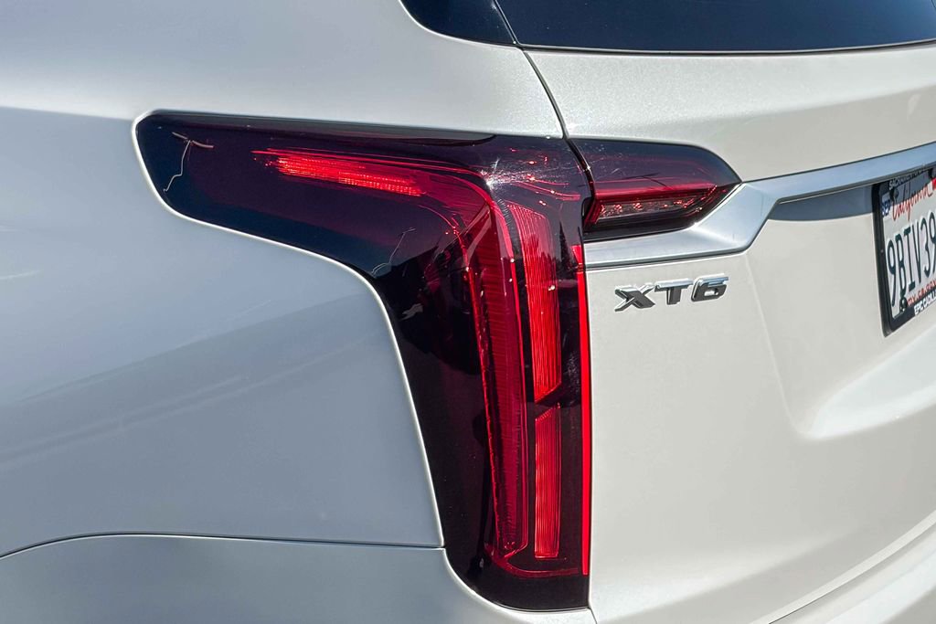 Used 2023 Cadillac XT6 Luxury image 8