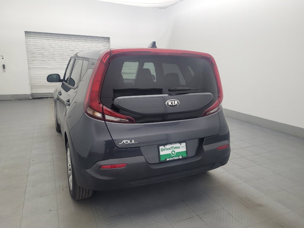Used 2021 Kia Soul LX FWD image 5