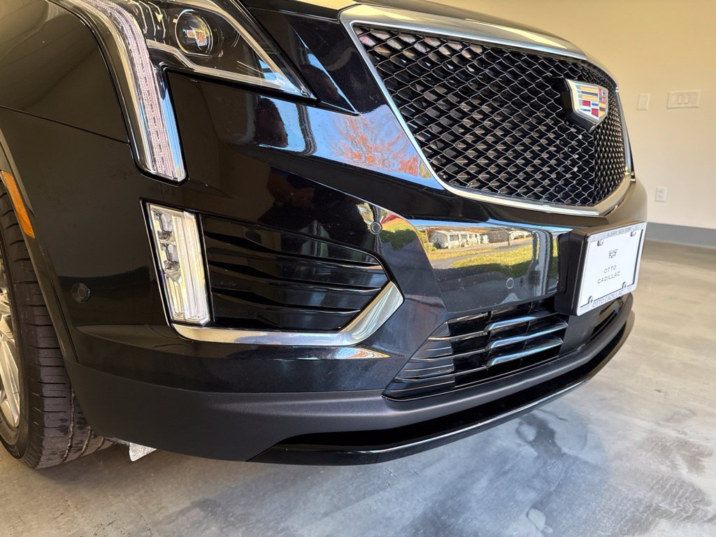 Used 2026 Cadillac XT5 Sportv w/ LPO, Floor Liner Package AWD/4WD image 6