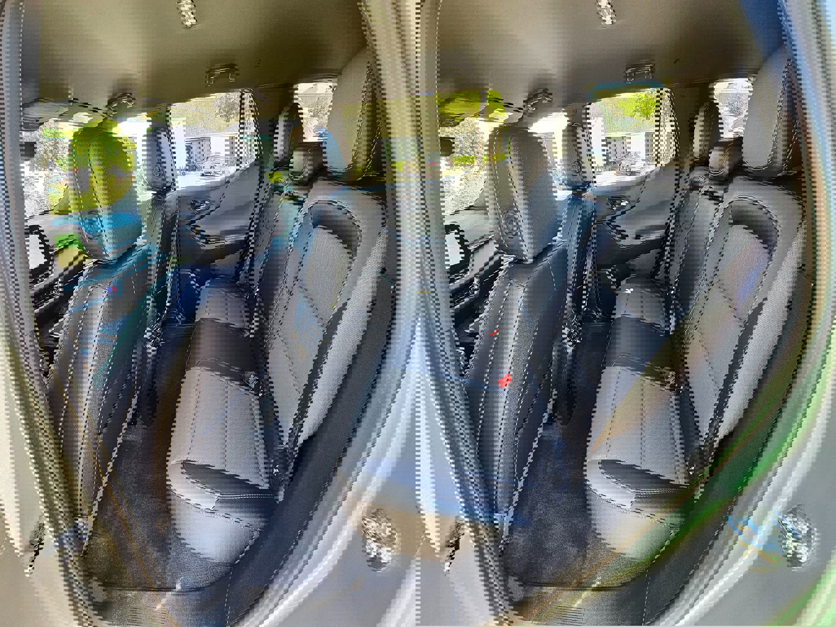 Used 2025 Chevrolet Equinox LT w/ Convenience Package II image 20