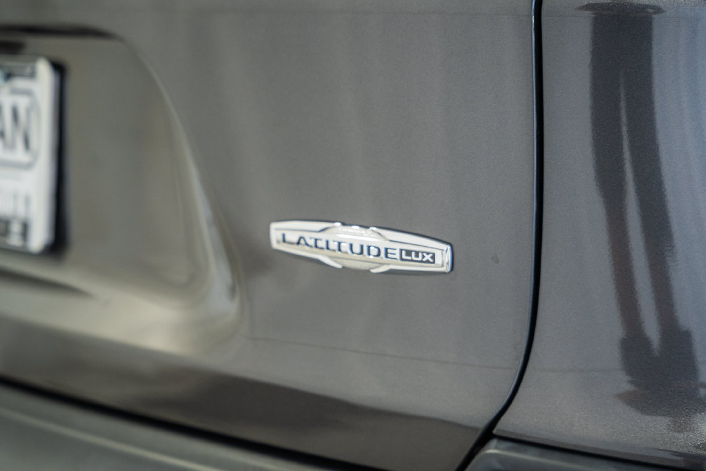 Certified 2022 Jeep Cherokee Latitude Lux AWD/4WD image 8