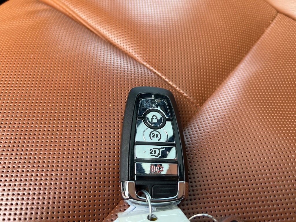 Used 2020 Lincoln Navigator Reserve w/ Luxury Package image 41