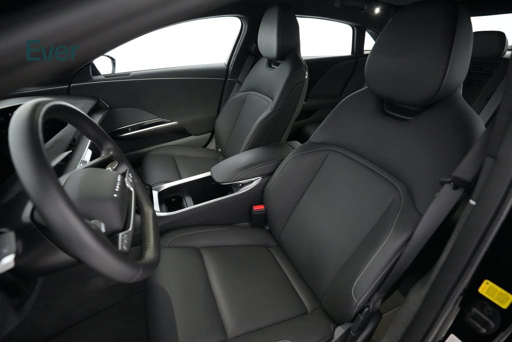 Used 2024 Lucid Air Touring AWD/4WD image 4