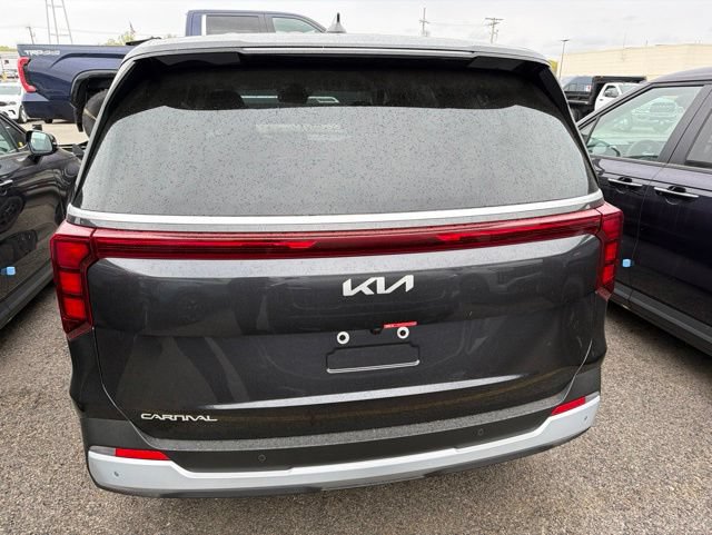New 2026 Kia Carnival LX FWD image 6