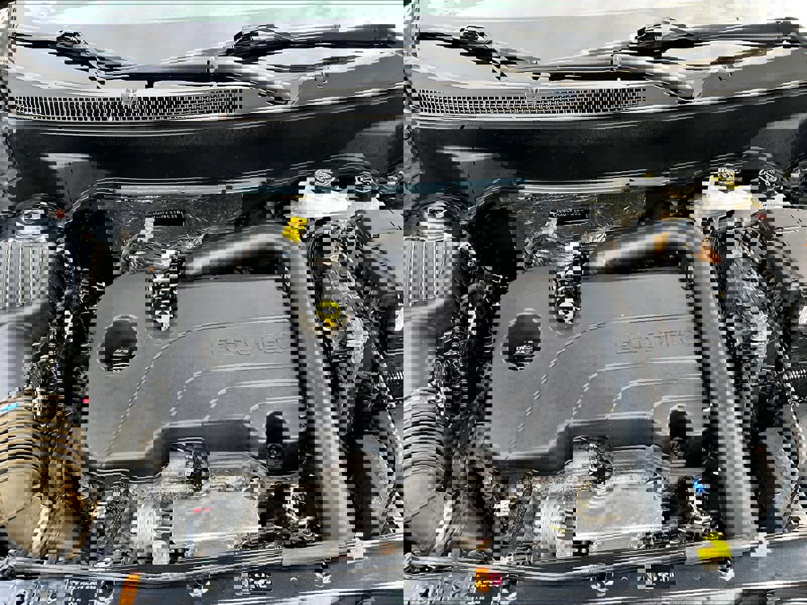 Used 2023 Chevrolet Equinox LT image 30