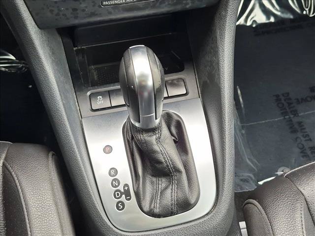 Used 2013 Volkswagen Jetta SE FWD image 12