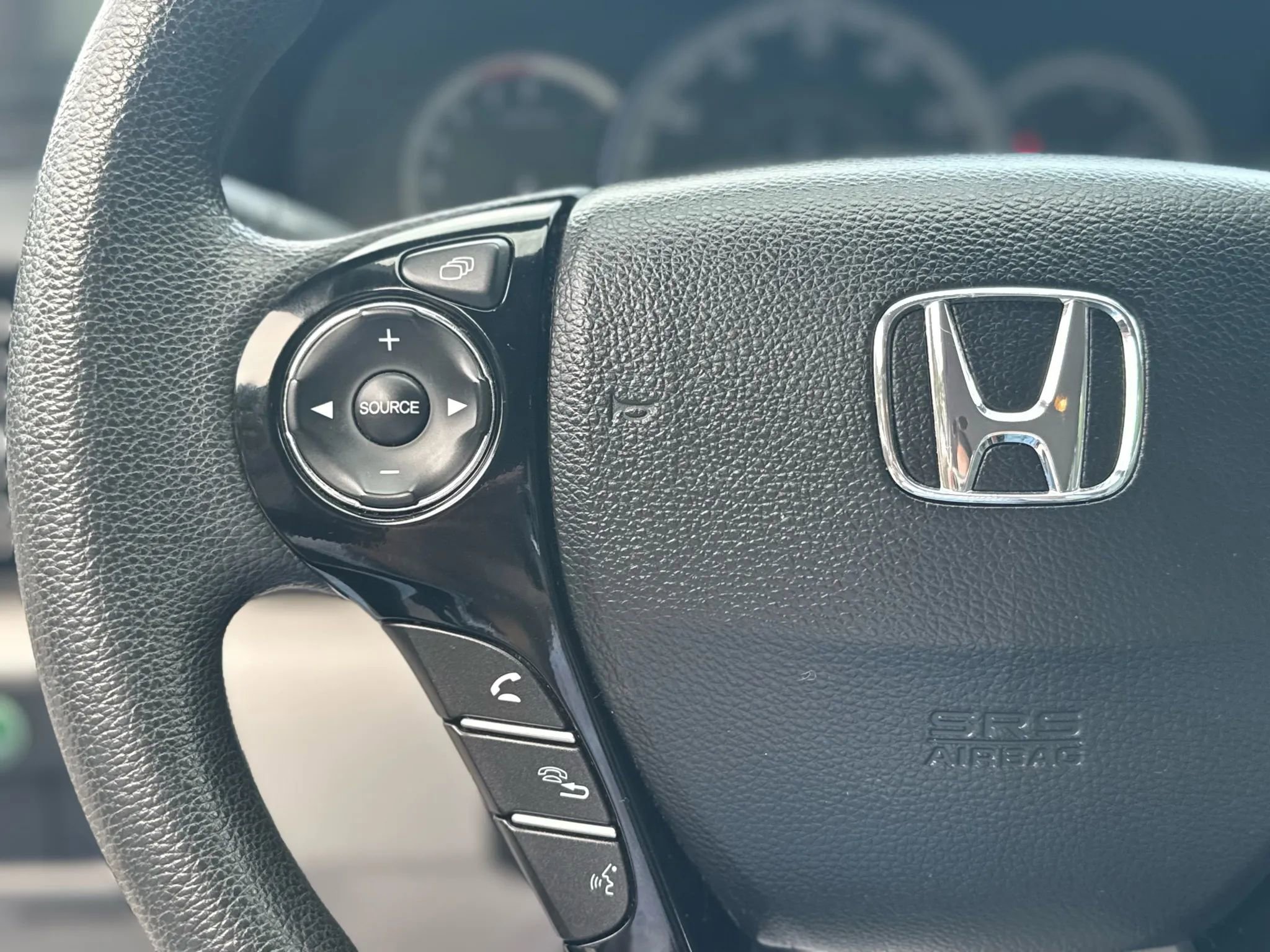 Used 2016 Honda Accord LX image 30