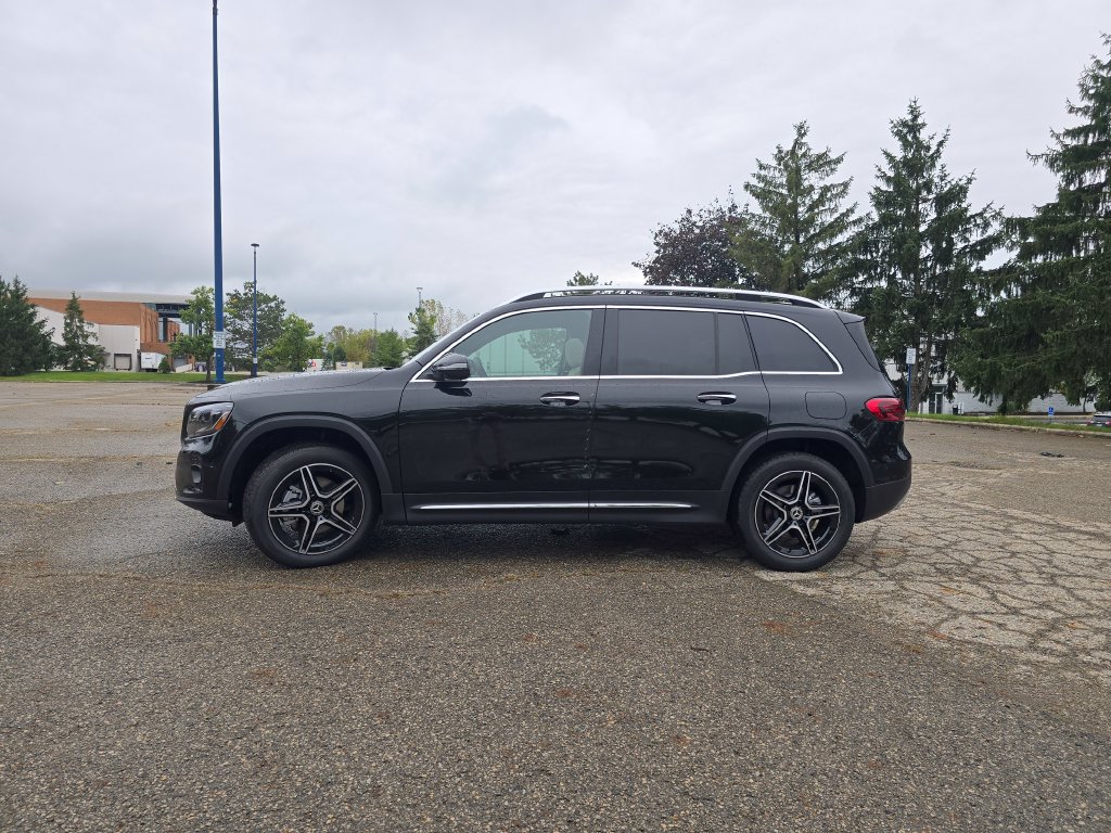 New 2026 Mercedes-Benz GLB 250 4MATIC image 13