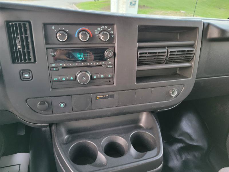 Used 2014 Chevrolet Express 1500 RWD image 31