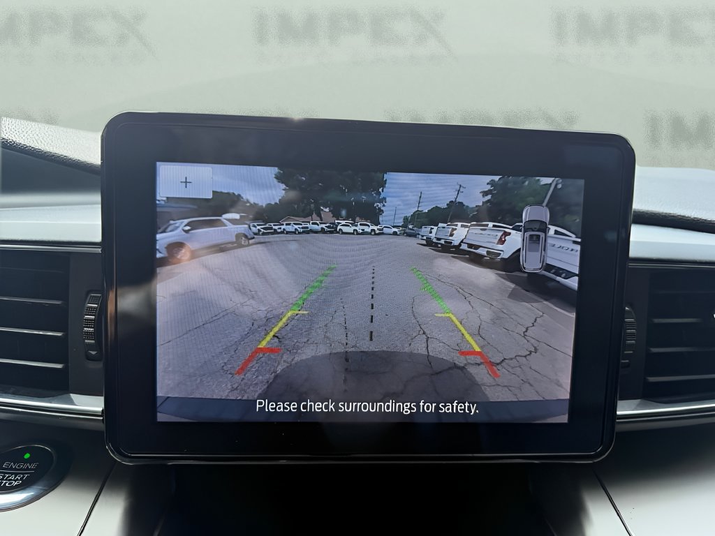 Used 2021 Ford Explorer XLT w/ Equipment Group 202A AWD/4WD image 21
