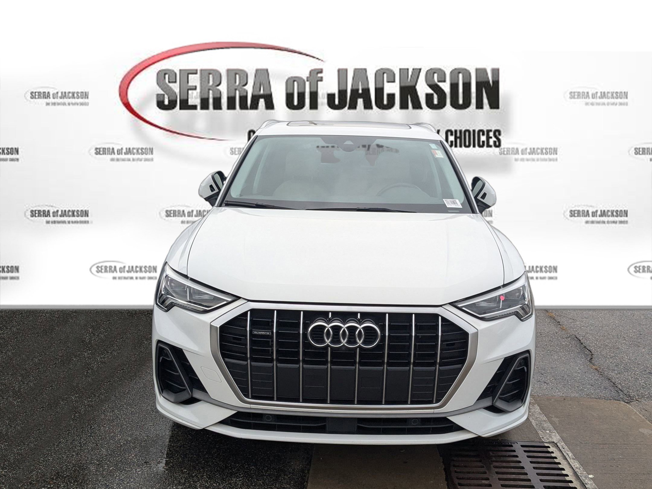 Used 2022 Audi Q3 2.0T Premium Plus w/ Premium Plus Package image 9