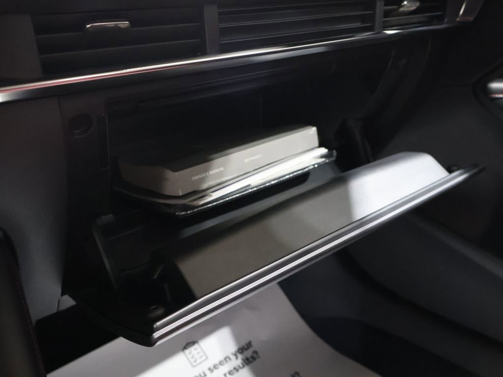 Used 2025 MAZDA MAZDA3 s image 31