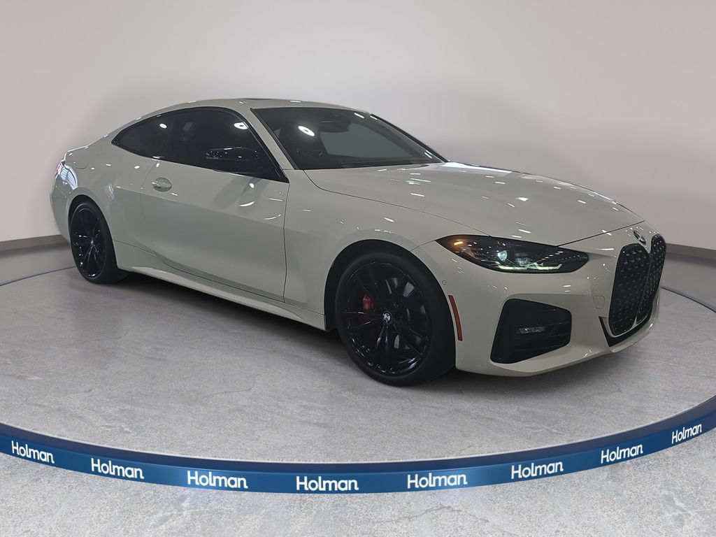 Used 2024 BMW 430i Coupe w/ M Sport Package RWD image 3