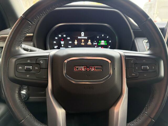 Used 2022 GMC Yukon XL SLE image 28