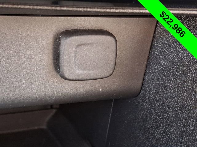 Used 2024 Buick Encore GX Sport Touring image 28