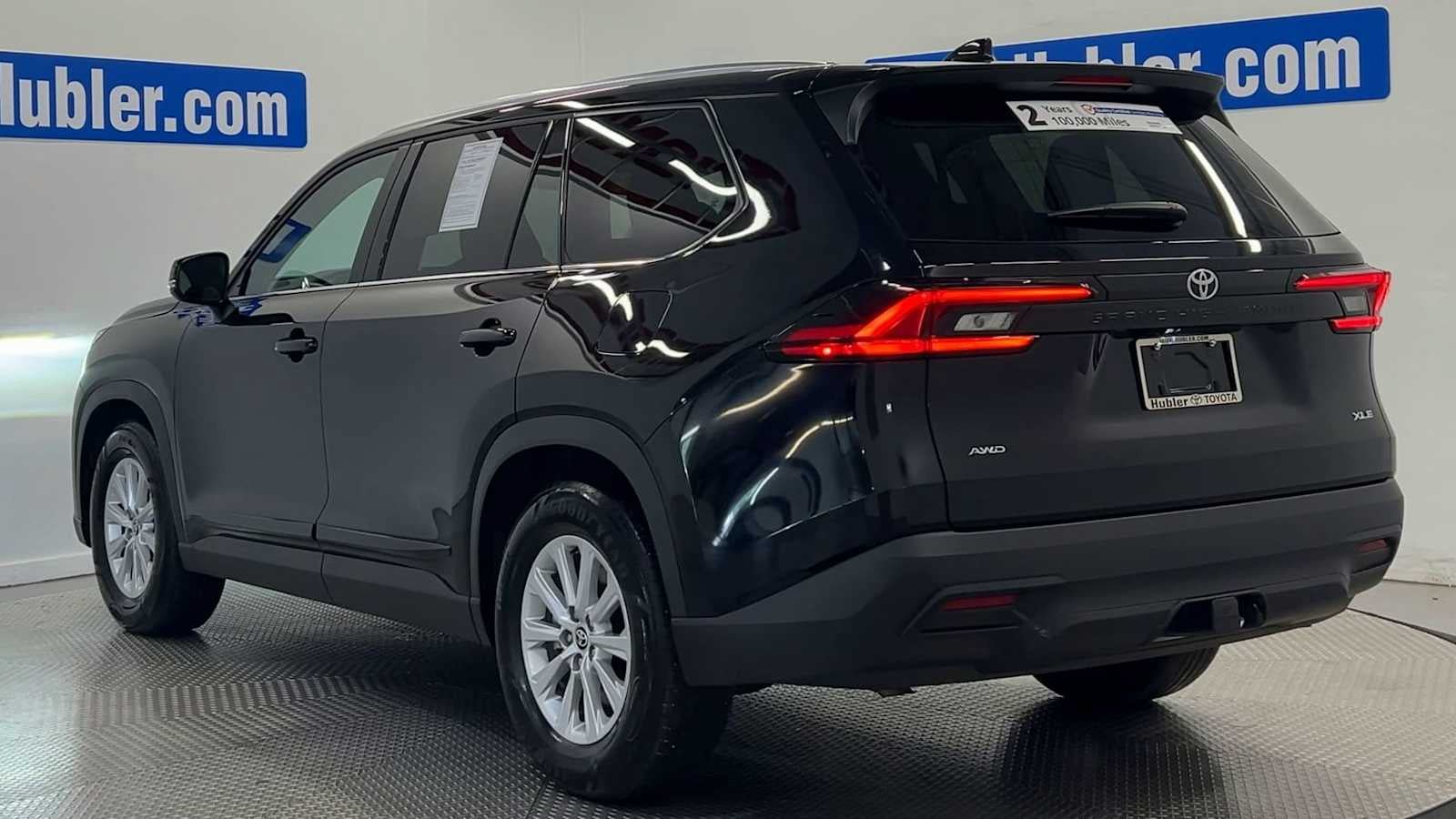 Used 2025 Toyota Grand Highlander AWD image 6
