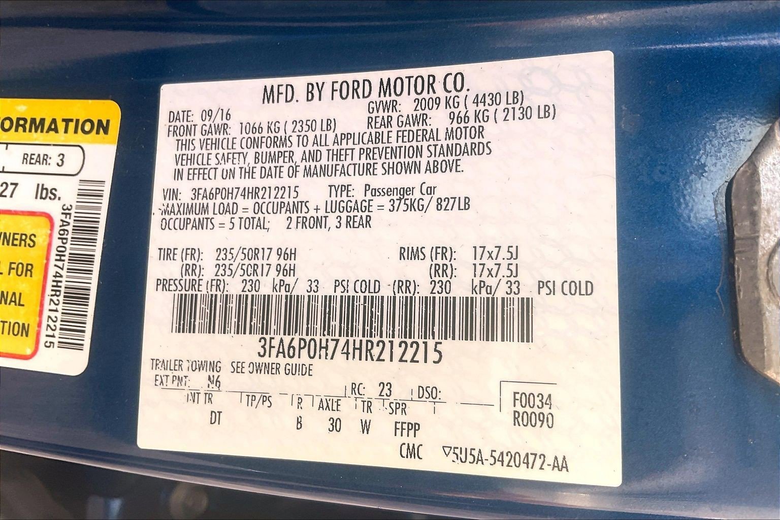 Used 2017 Ford Fusion SE w/ Fusion SE Technology Package image 27