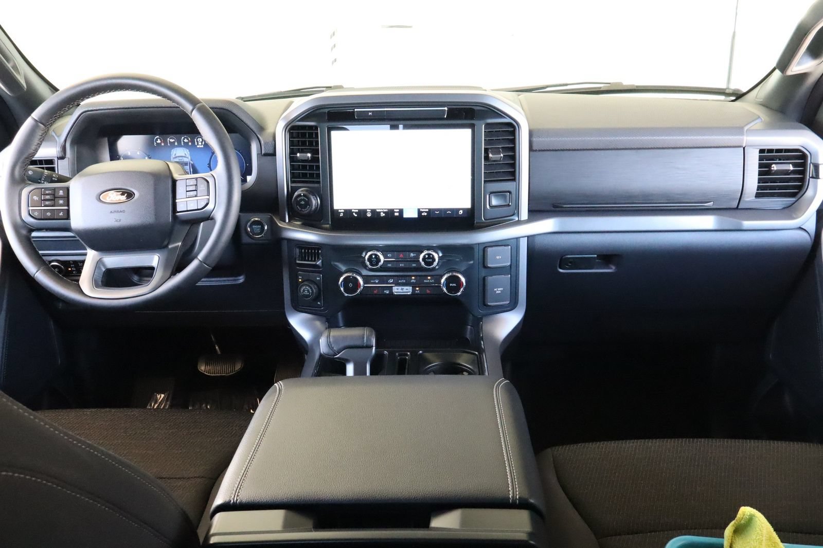 Used 2025 Ford F150 XLT w/ Equipment Group 302A MID AWD/4WD image 28